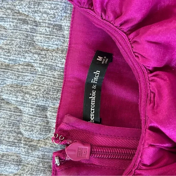 Abercrombie & Fitch Taffeta Off-The-Shoulder Midi Dress - Picture 7 of 8